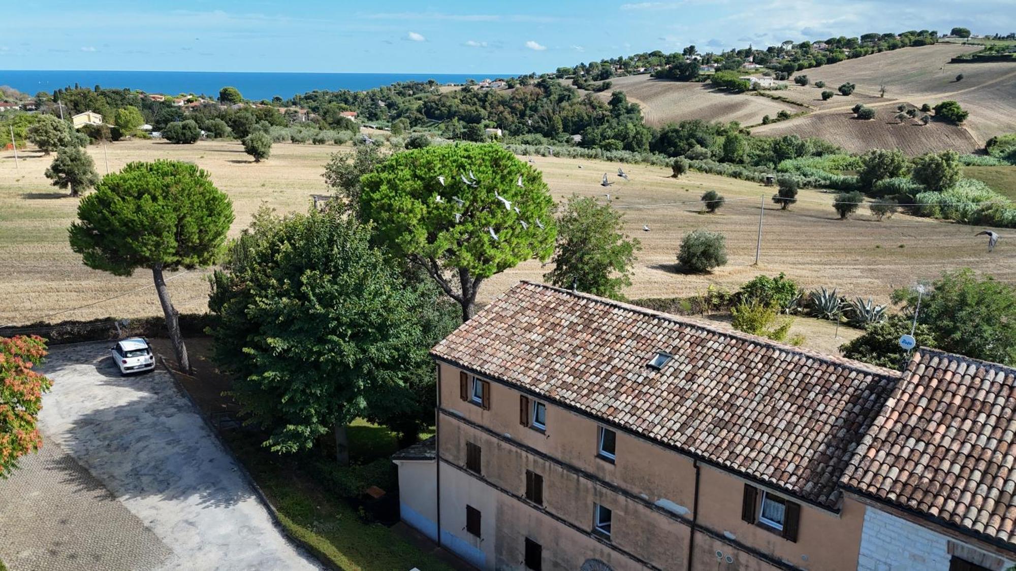 Апартаменты S214 - Sirolo, Trilocale Con Giardino In Zona Tranquilla Экстерьер фото